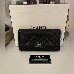 ❌Trade❌ for ClaireChanel Hampton Quilted Wallet